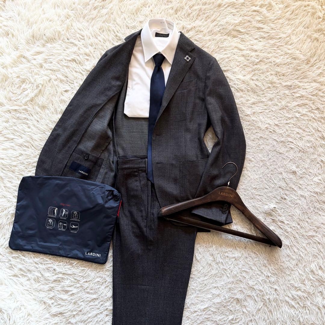 <極美品>LARDINI easy wear 新ロゴ グレー ウールスーツ 46