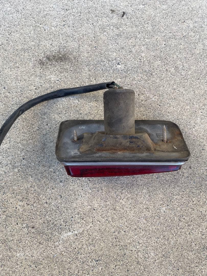 DATSUN 620 サイドマーカーランプ リア 左右 北米日産純正