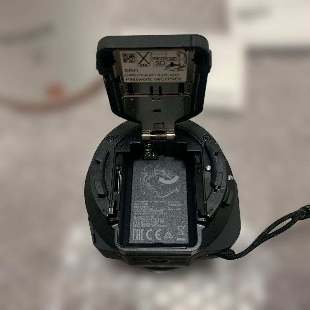 デジタルカメラ SONY ILCE-QX1L