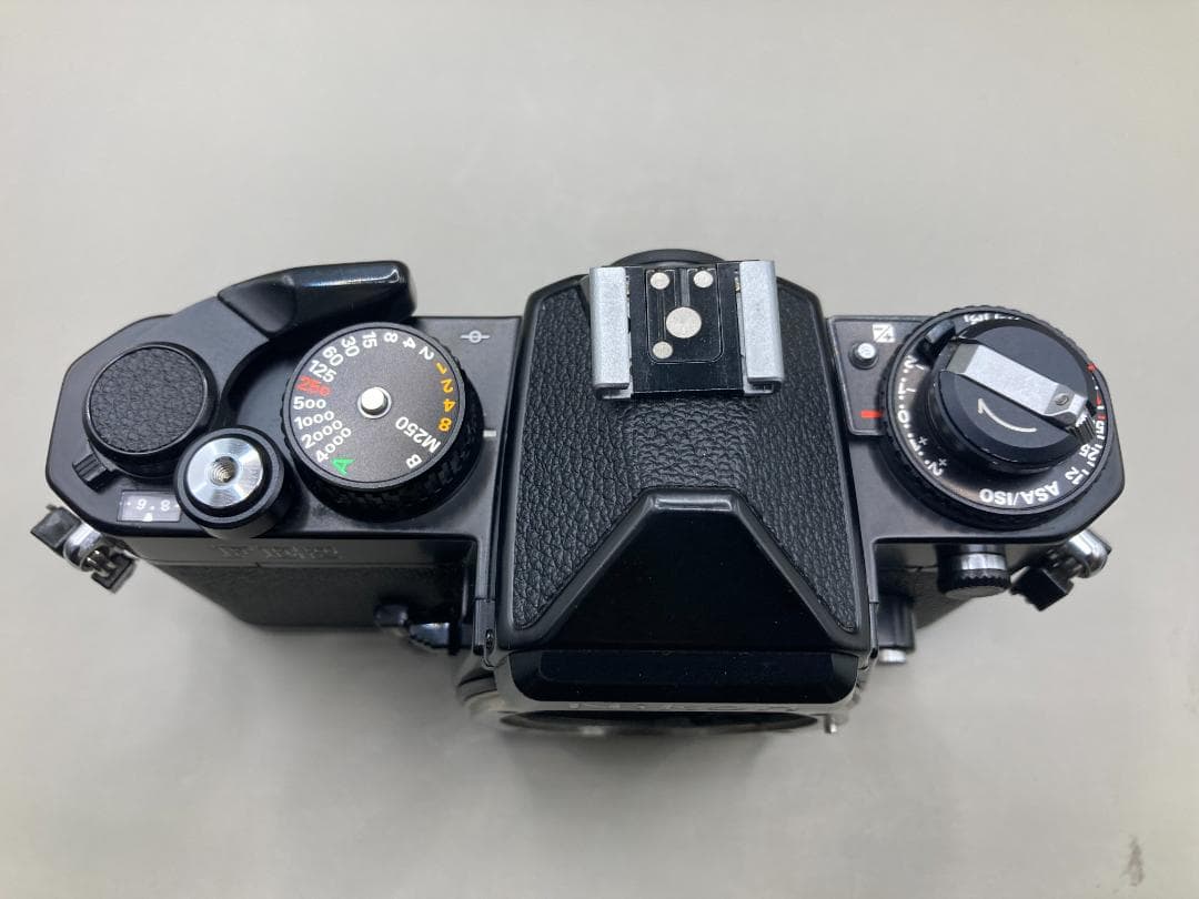 Nikon FE2 一眼レフカメラ Nikkor 50mm f/1.8