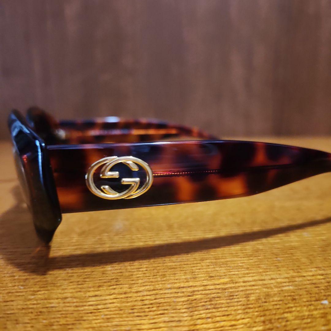 GUCCI　グッチ　正規品　サングラス　中古　レディース