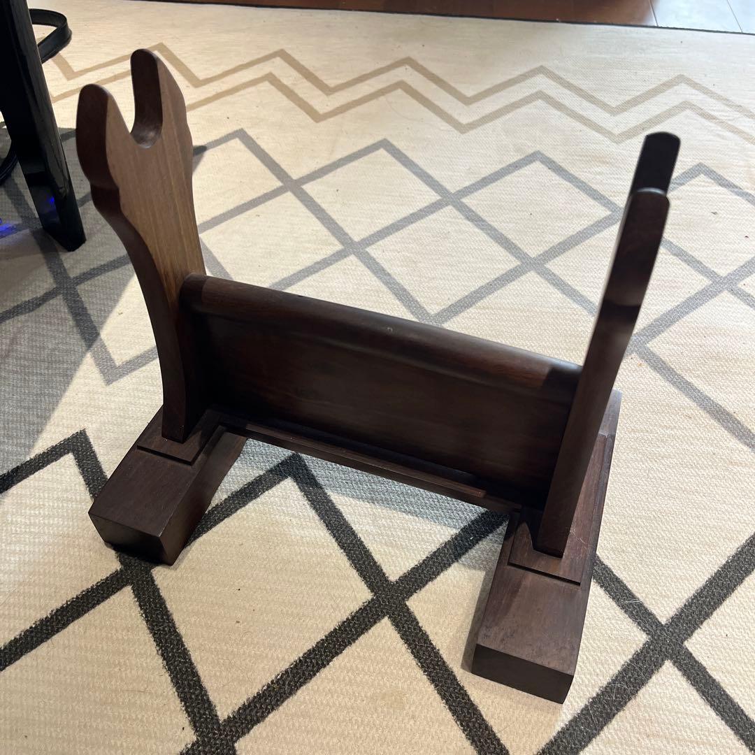 ハンドメイド　紫檀　刀掛け 短刀掛け　1本掛け　短剣・短刀・十手掛け