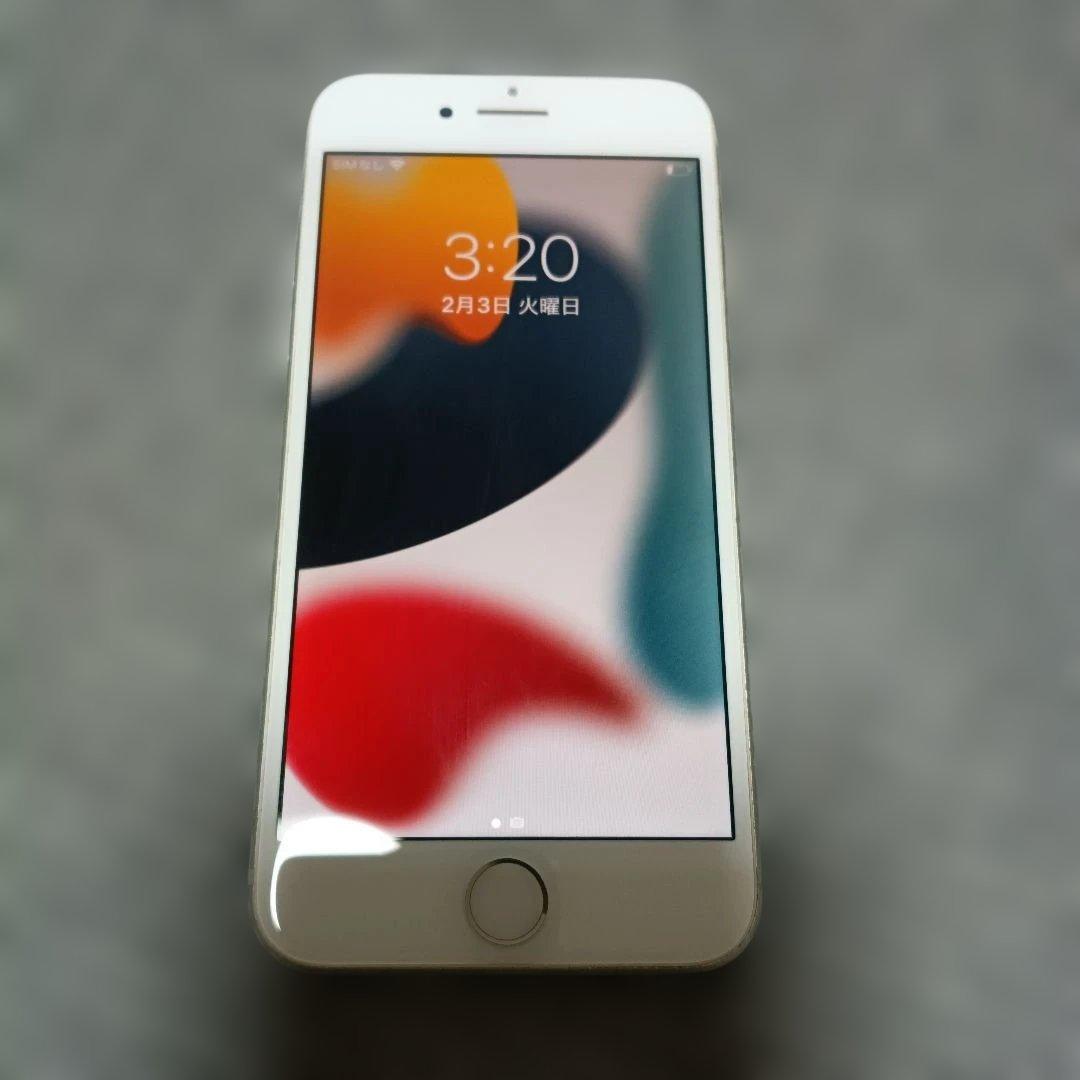 iPhone 8 本体　SIMロック