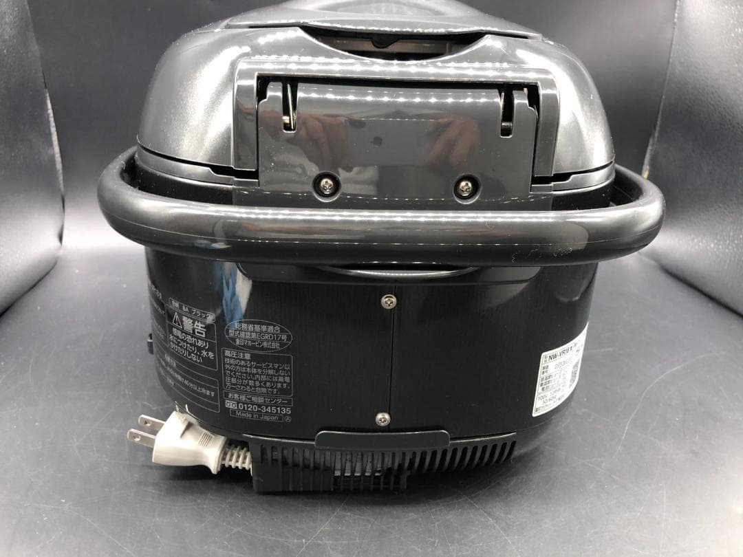 美品 象印 IH炊飯ジャー 1.8L NW-VR18型 2025年製