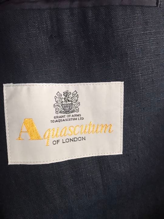 アクアスキュータム　ジャケット・スカート