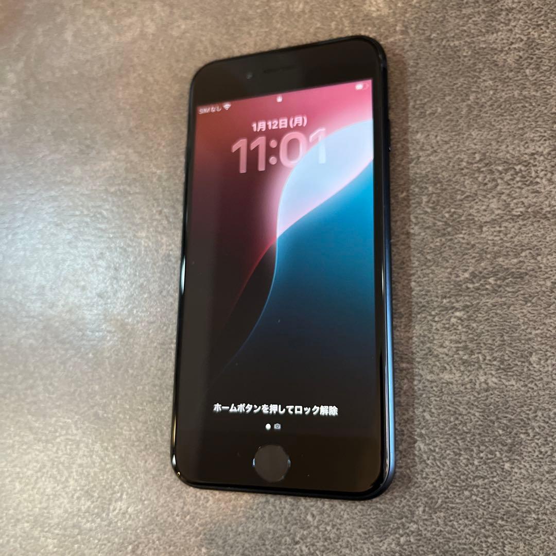 【美品】iPhoneSE 3世代　64GB SIMフリー バッテリー100%