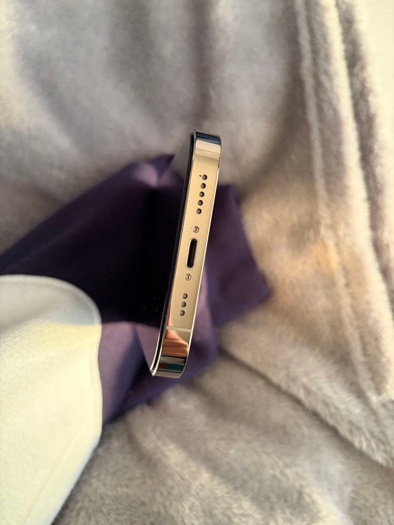 【美品】iPhone 14 Pro シルバー 256GB