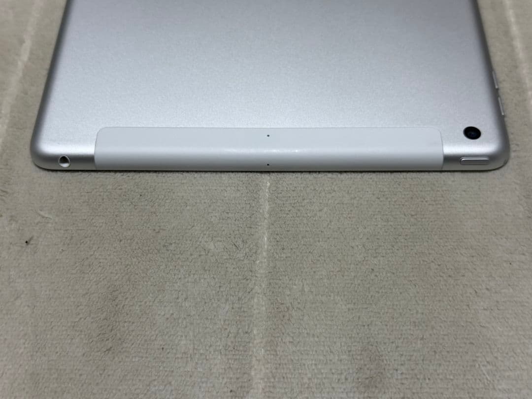 iPad 9世代 64GB Wi-Fi+cellular SIMフリー