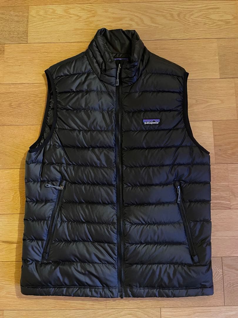 【美品】パタゴニア　ダウンベスト　ブラック　Sサイズ