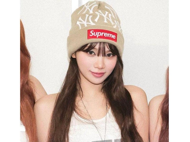 LE SSERAFIM Supreme Yankees ビーニー ニューエラ
