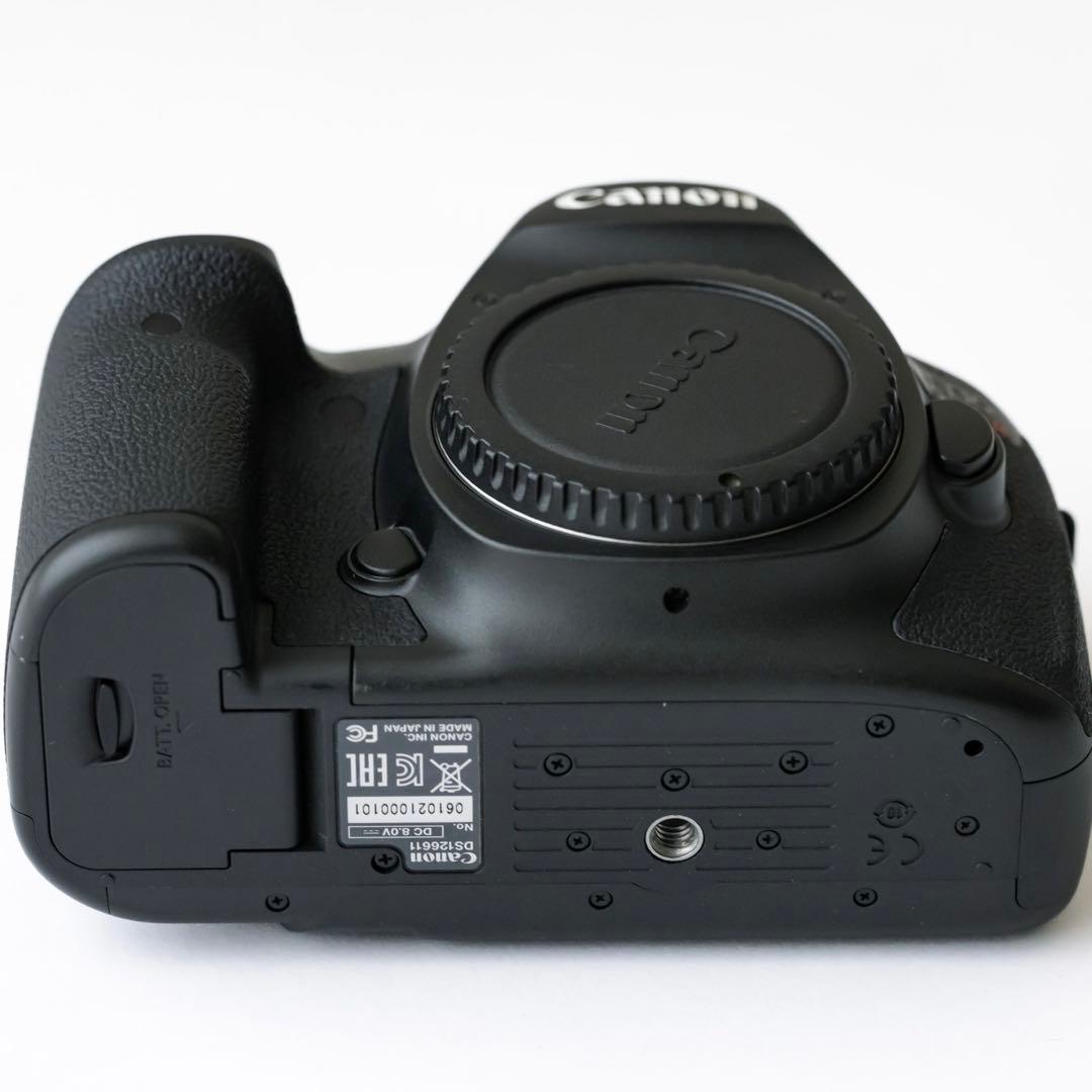 再値下げ！【美品】 キャノン EOS 5D sR ボディ(ショット数17602)