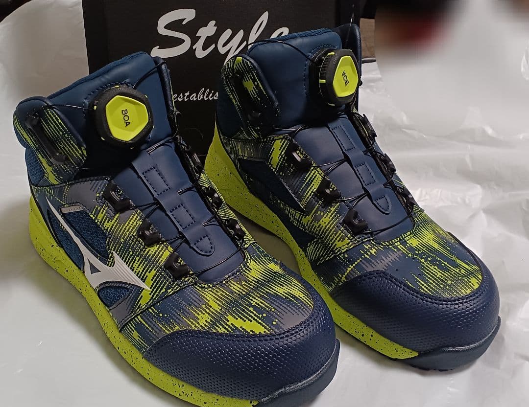 Mizuno BOAシステム安全靴 ネイビー/イエロー、限定色