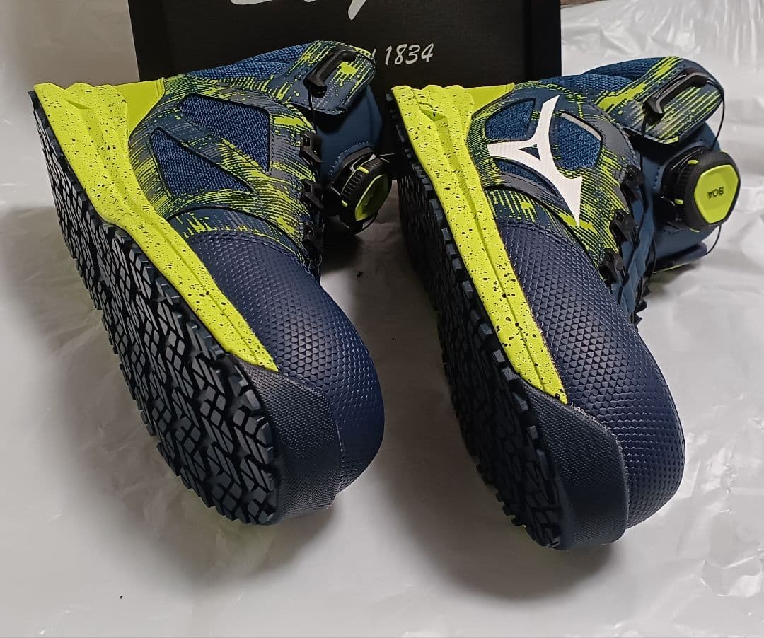 Mizuno BOAシステム安全靴 ネイビー/イエロー、限定色