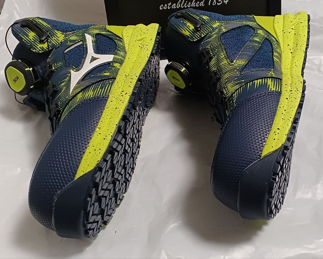 Mizuno BOAシステム安全靴 ネイビー/イエロー、限定色