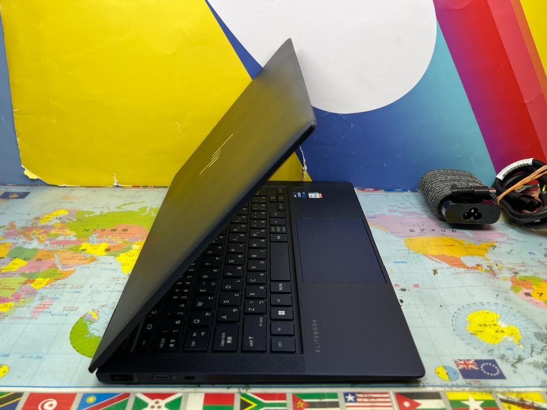 極美品 i7・16gb Dragonfly G2 HP Elite タッチパネル