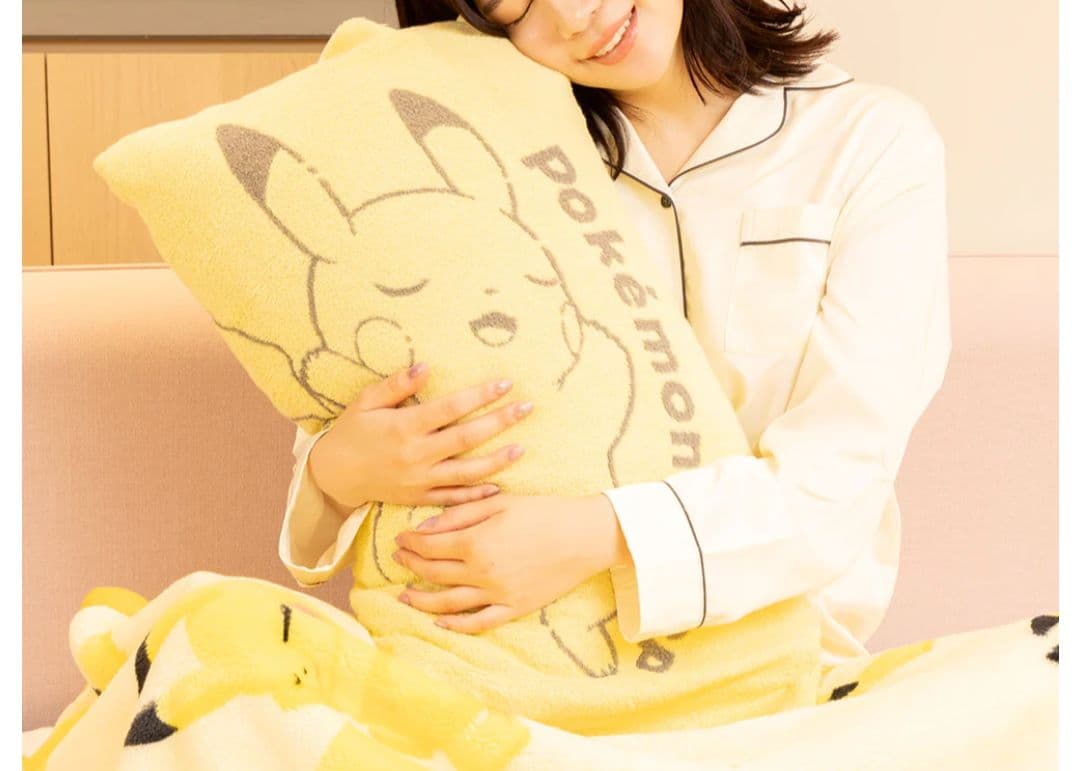 昭和西川 ポケモンスリープコラボ のびのびピロータオル ピカチュウ＋ヒトカゲ