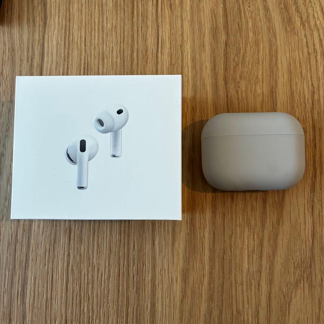 【美品】AirPods Pro 3 第3世代 Apple Store ケース