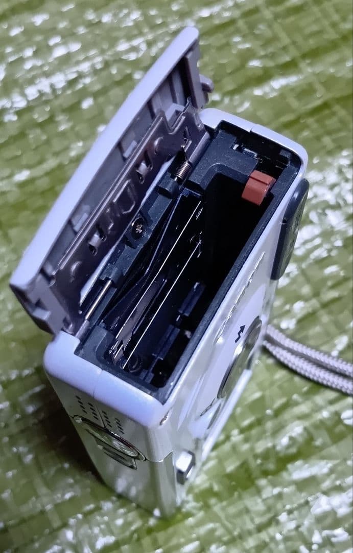 ★動作確認済★新品電池付★Canon IXY DIGITAL L　PC1060