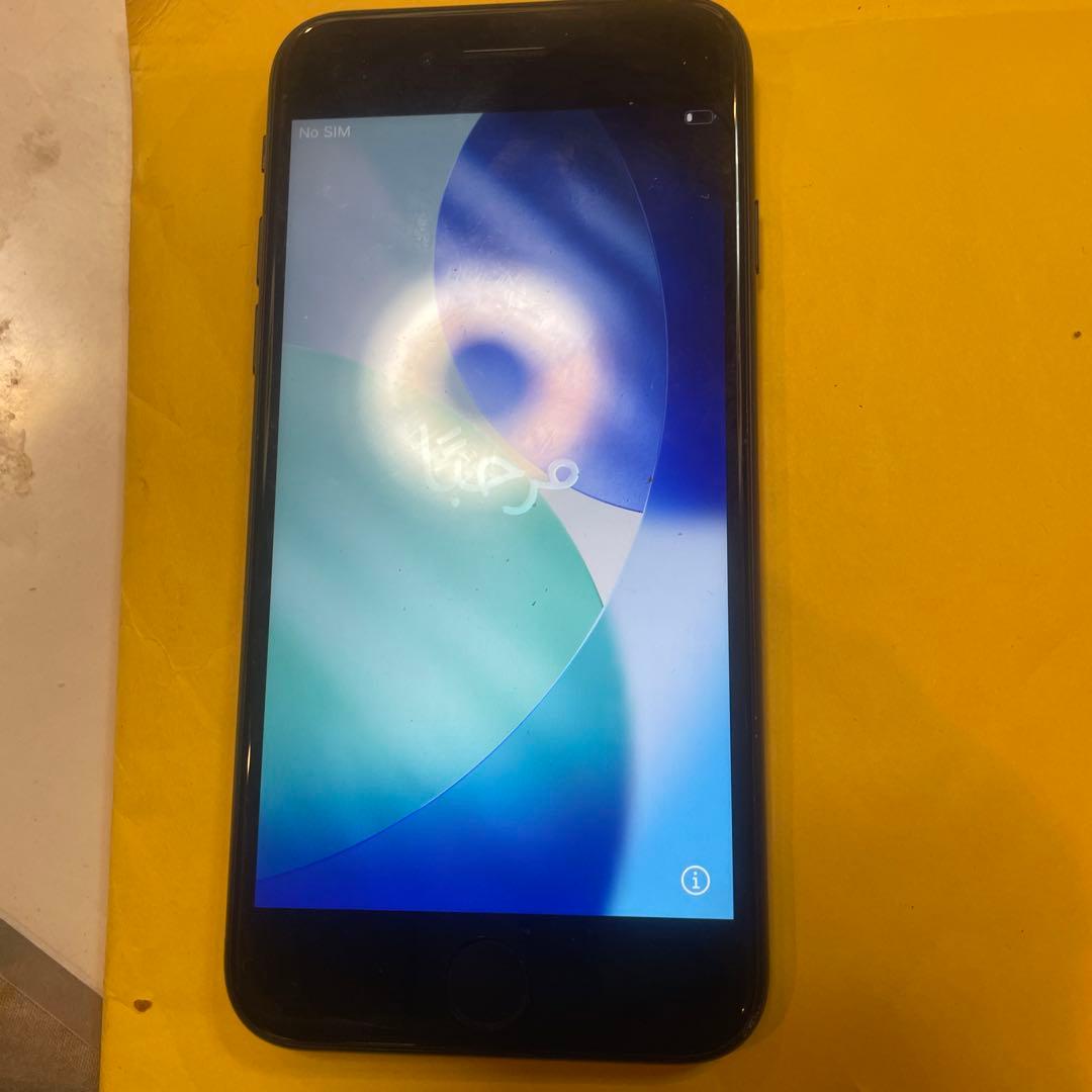 iPhone SE2(第2世代)64GB ブラック SIMフリー最大充電 75%