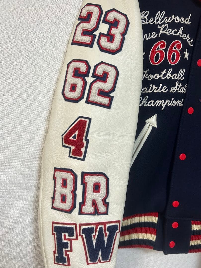 WHITESVILLEホワイツビル　フルデコ　スタジャン　40サイズ