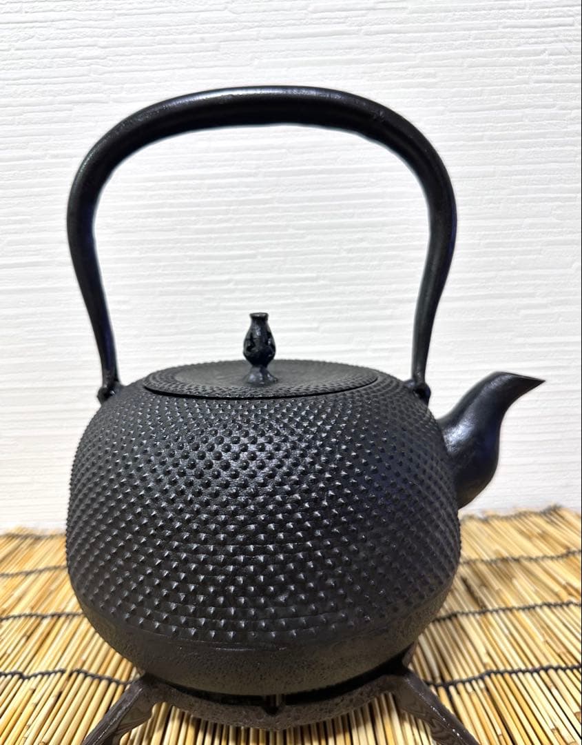 未使用品　南部成龍堂鋳造所　伝統工芸士 及川 光正(齋峰)１８型　南部鉄瓶