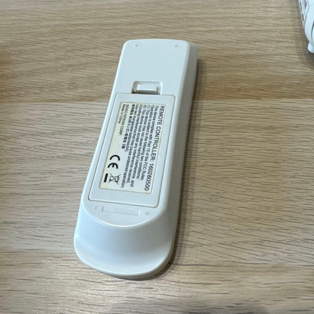 ランプ500時間 EH-TW5200 プロジェクター 美品動作良好 エプソン