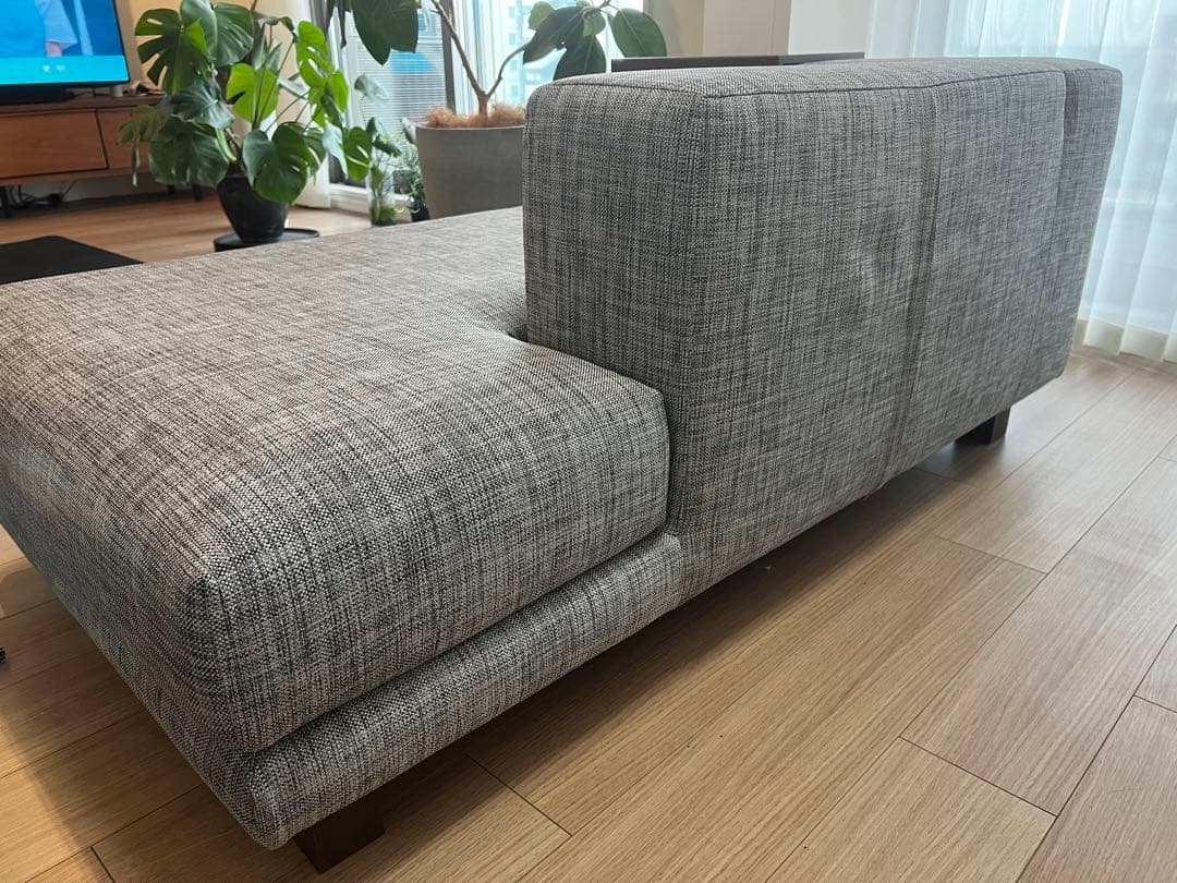 NOYES Decibel Standard 2人掛けソファ