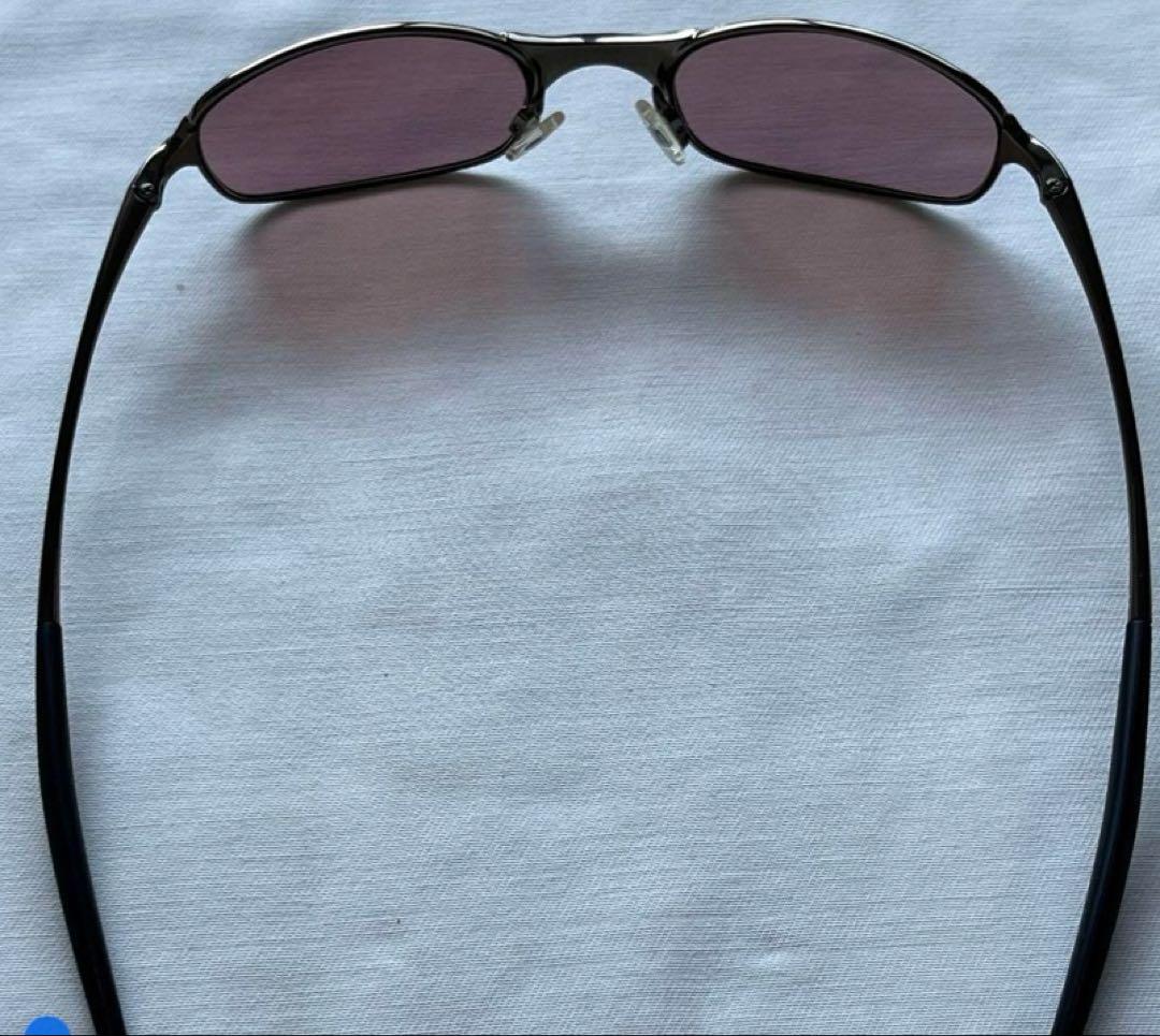 OAKLEYのSQUARE WIRE 2.0マットグレーのフレーム激レア廃盤品