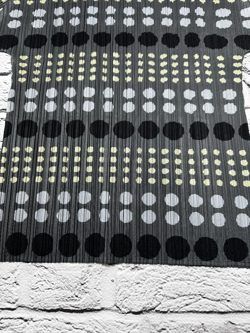 良品　プリーツプリーズ　カットソー　ｗ11625-0924-②　サイズ４