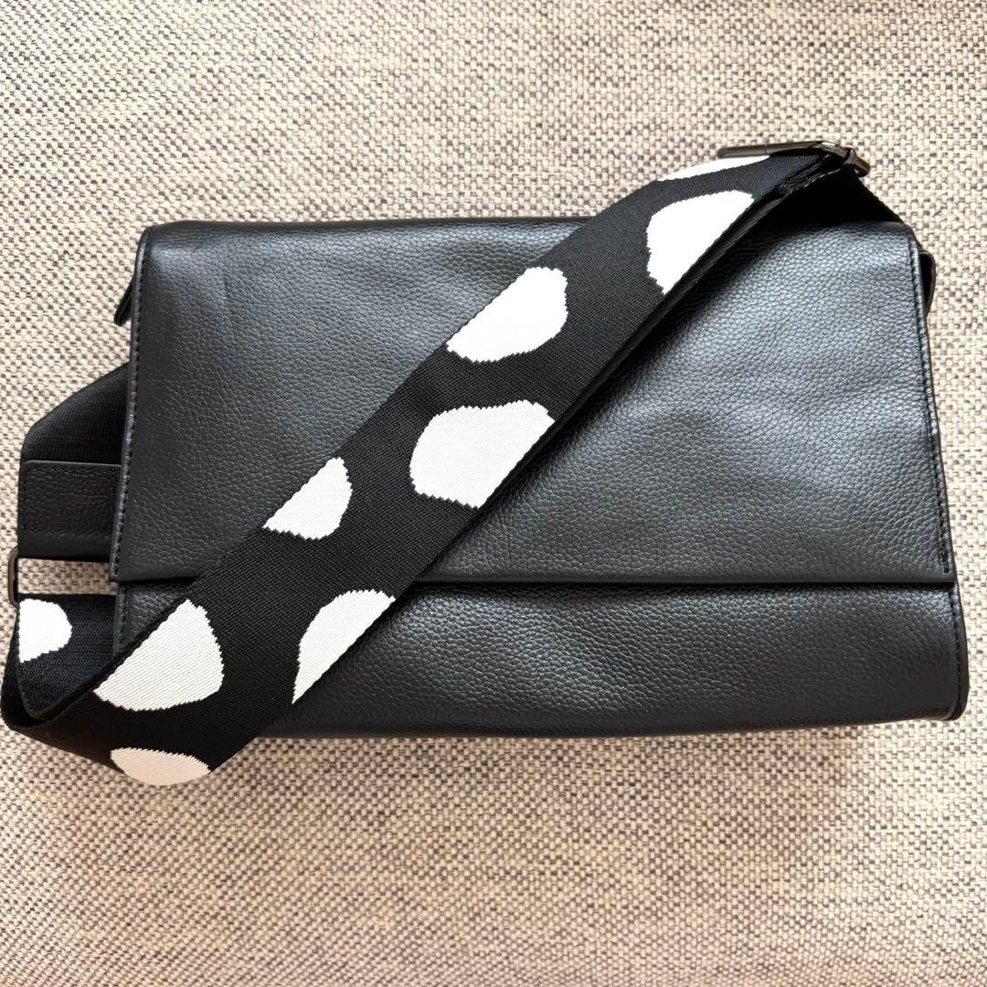 ear PAPILLONNER 柄ワイドテープショルダーバッグ ボディバッグ