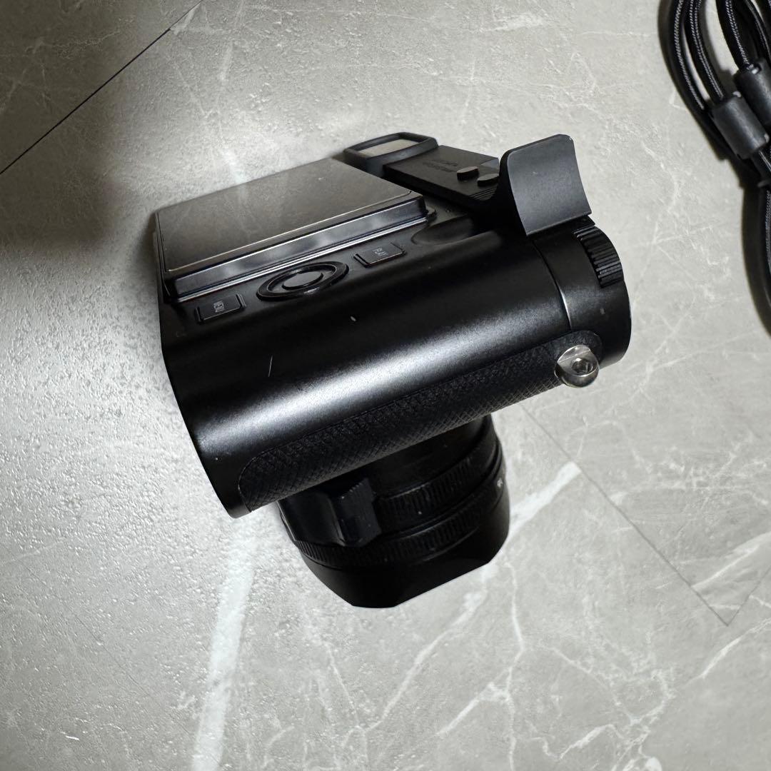 【ブルース】LEICA Q3 43 サムレスト付　レザー張り替え済み