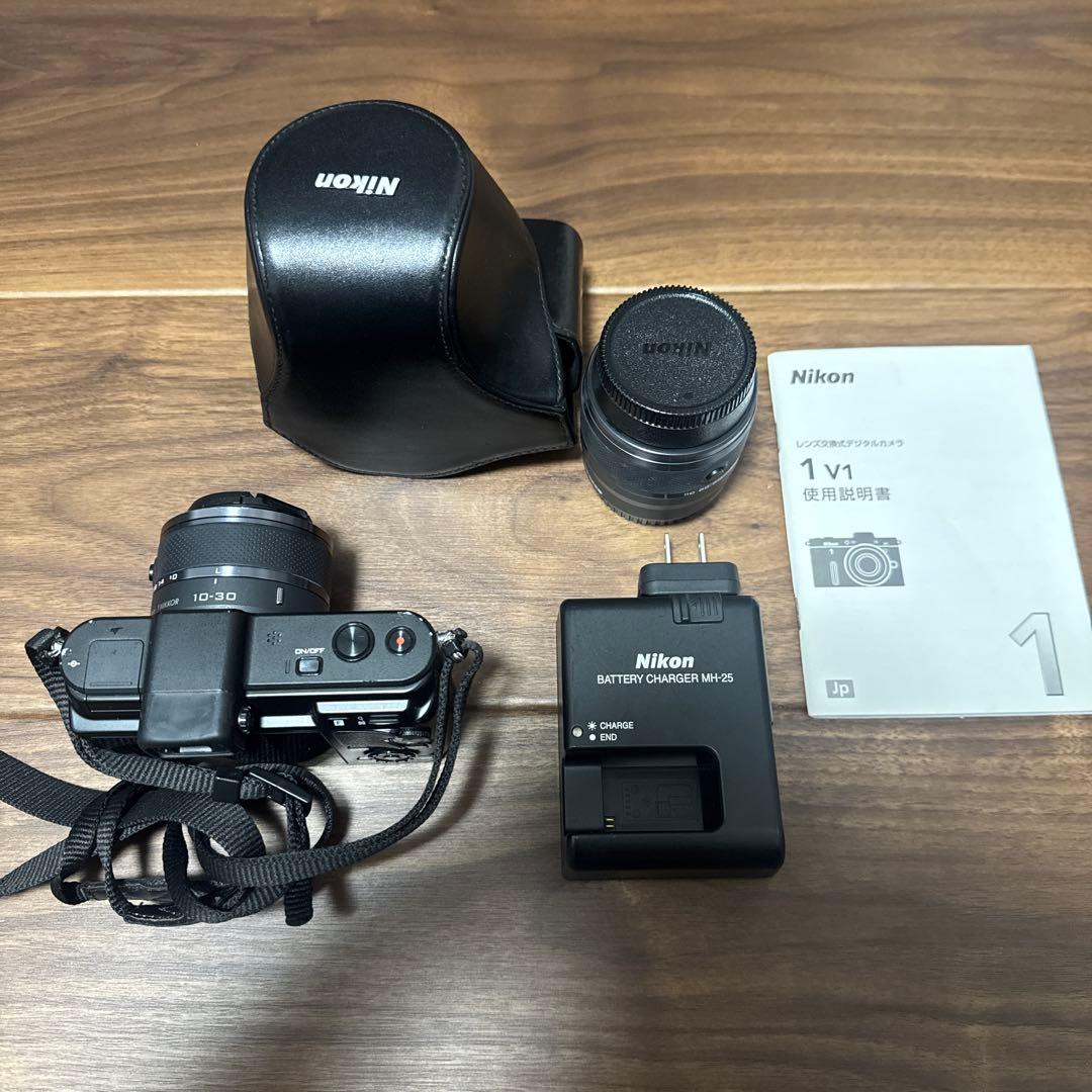 Nikon ニコン　ダブルレンズキット　Nikon1 v1 レンズ&ケース付き