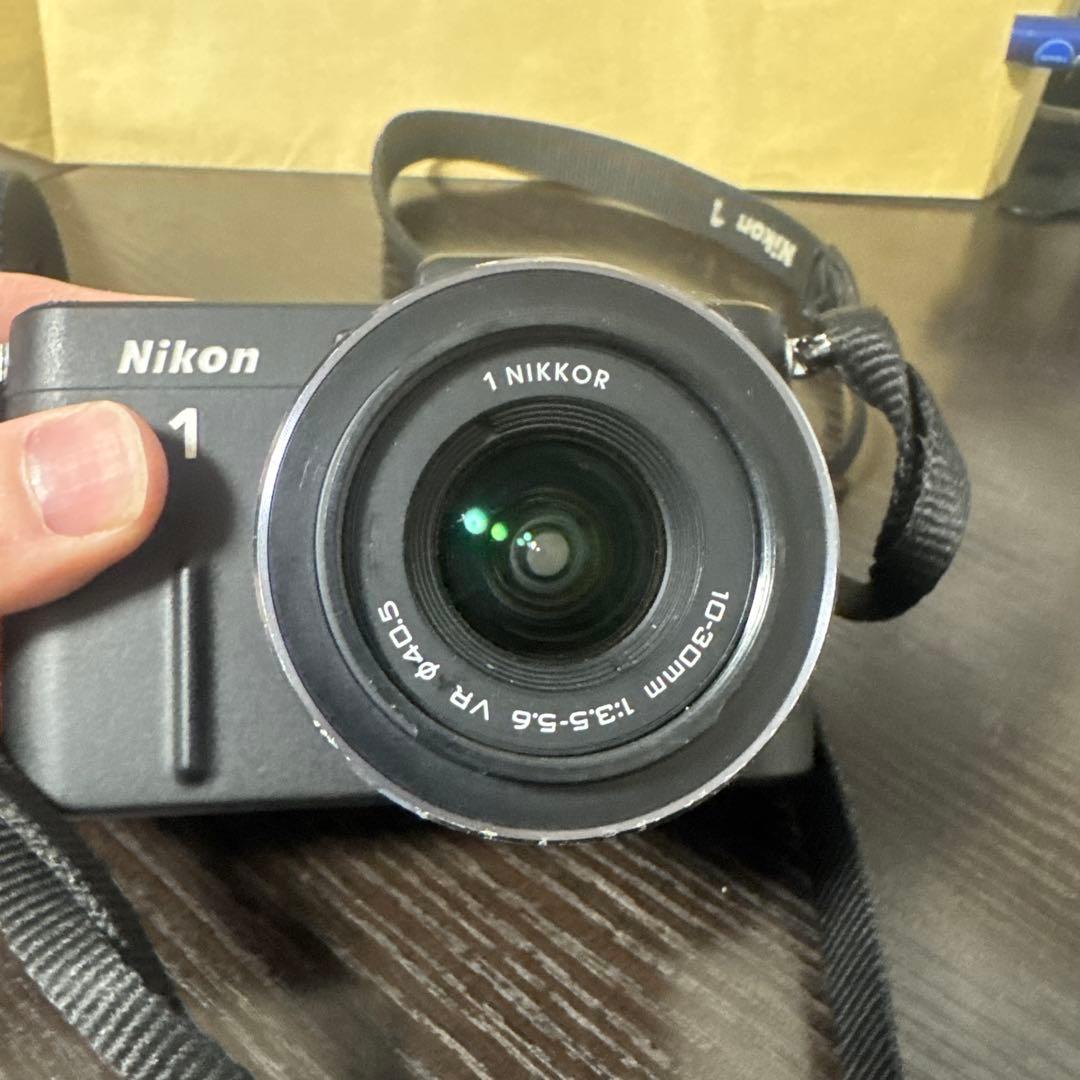 Nikon ニコン　ダブルレンズキット　Nikon1 v1 レンズ&ケース付き