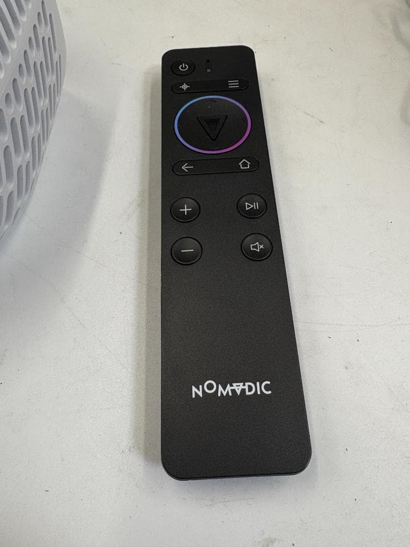 NOMVDIC L500 ポータブル RGB レーザープロジェクター 中古美品