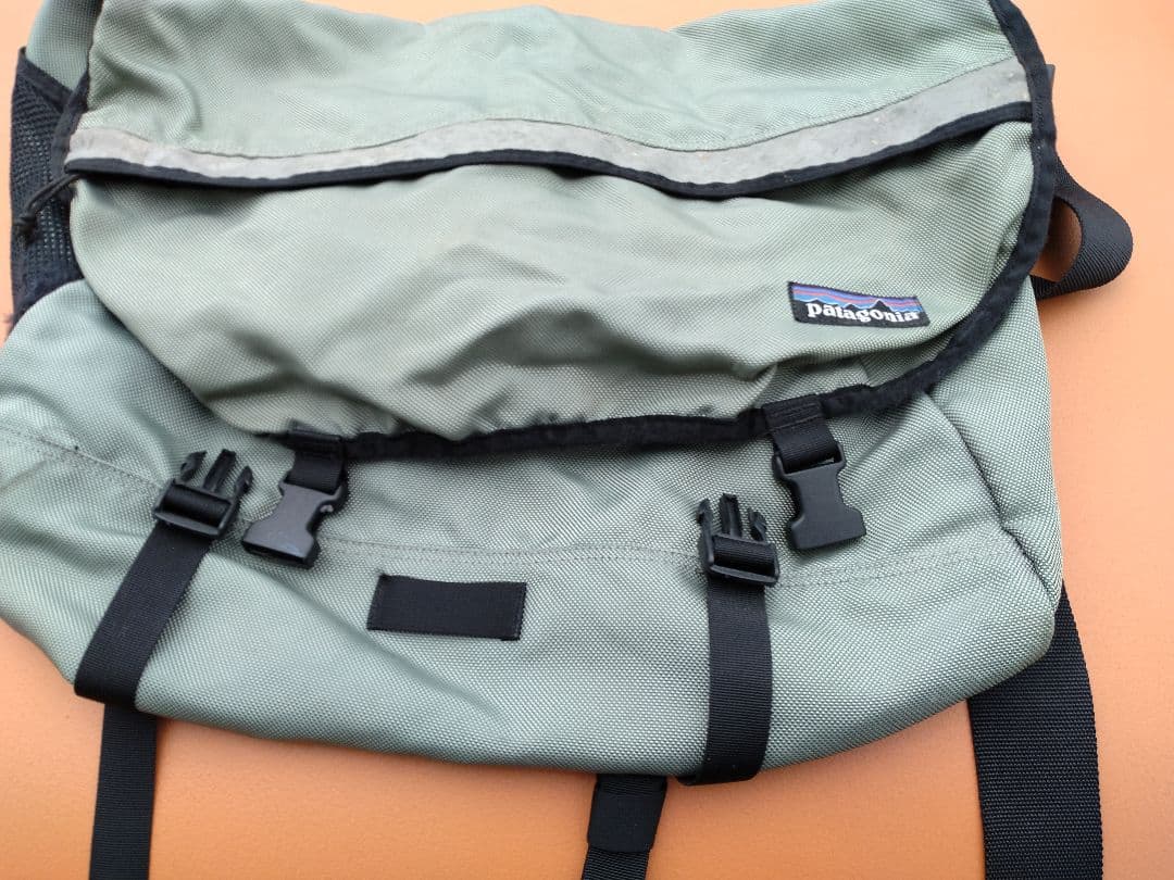 Patagonia メッセンジャーバッグ