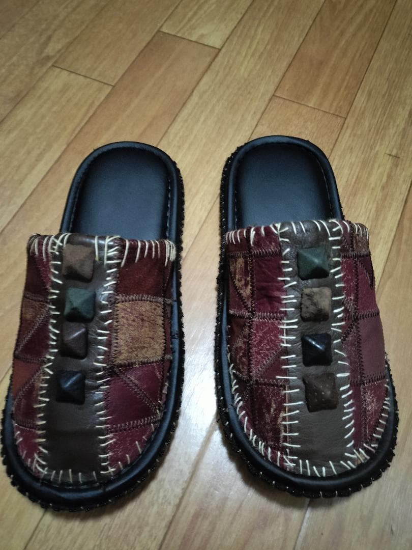 NADA. ナダ スリッパ　サンダル　rebirth