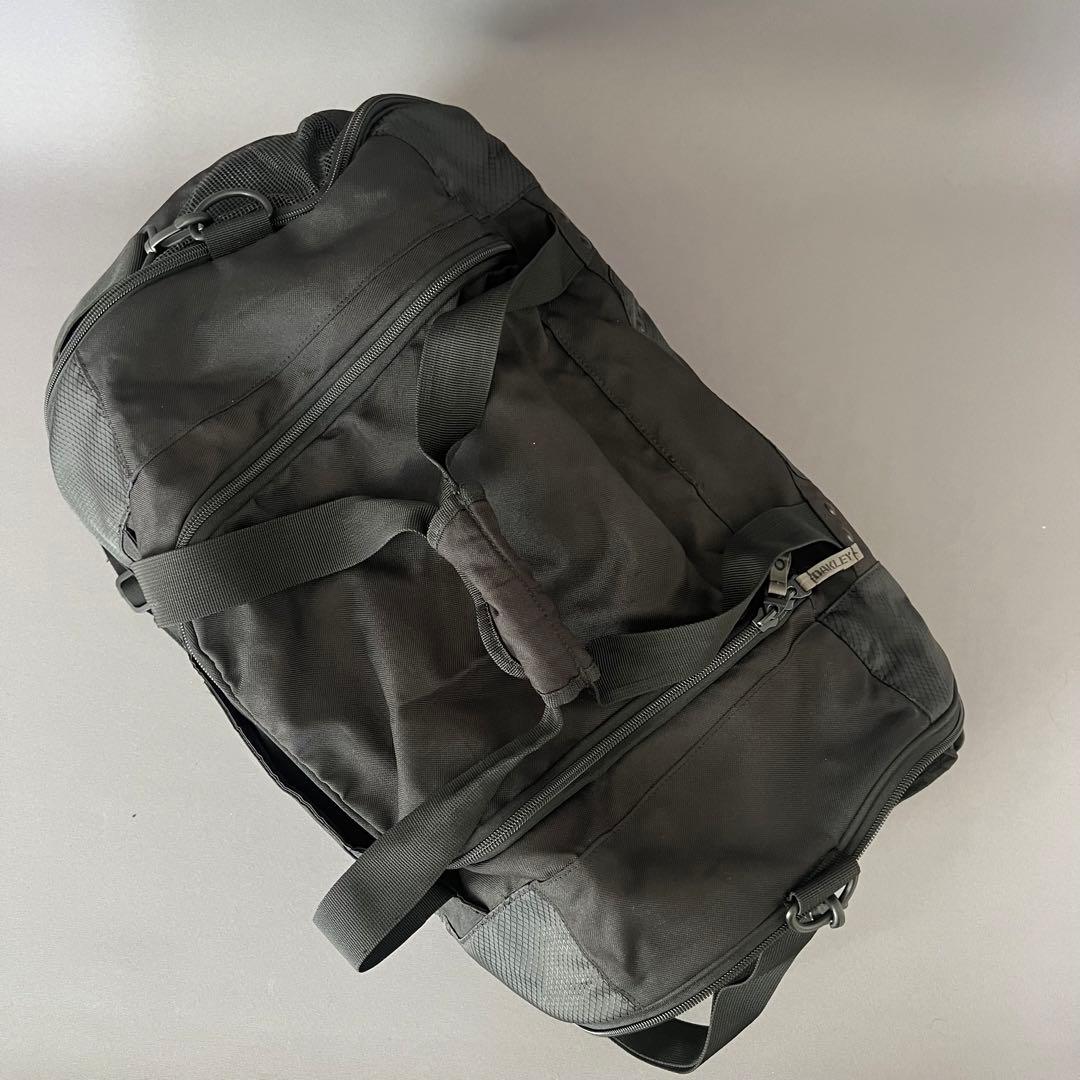 OAKLEY　オークリー　y2k ボストンバッグ　2way ロゴ　黒　メンズ