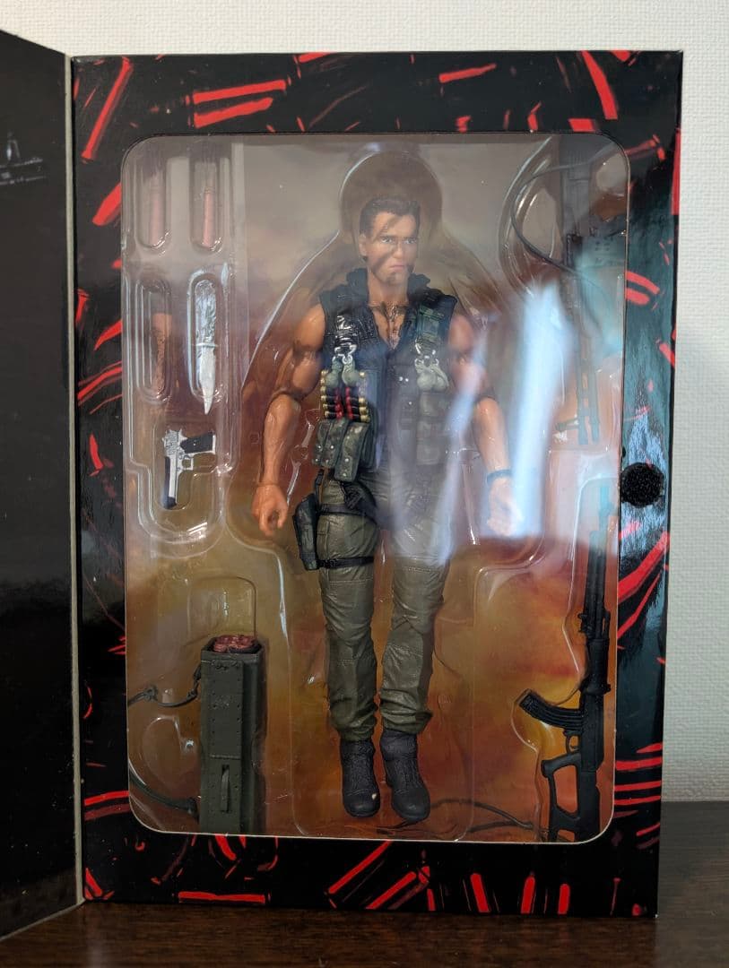 ミリタリー NECA JOHN MATRIX