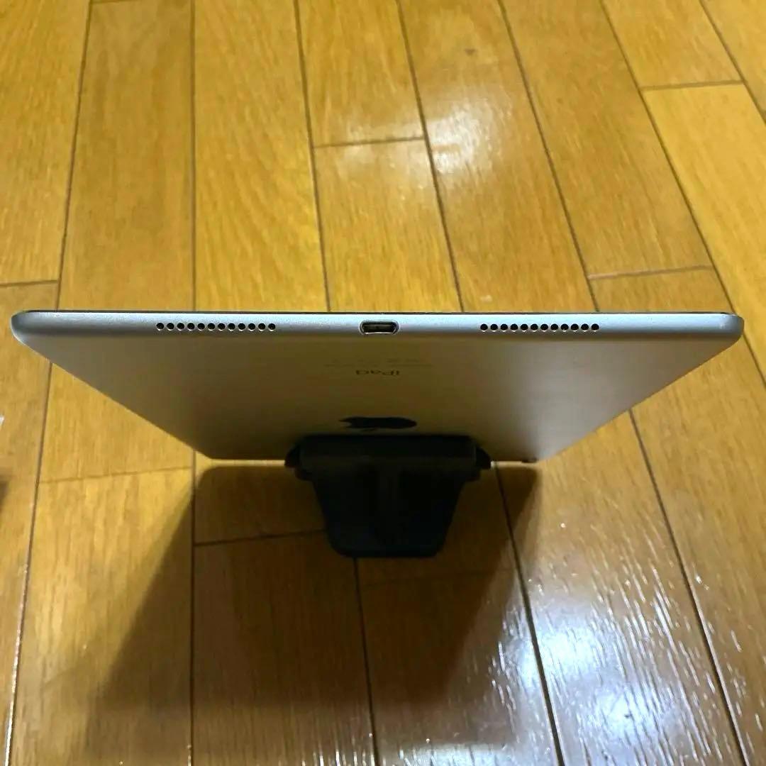 iPad Pro 9.7インチ　第1世代　128GB　Wi-Fiモデル　充電器付