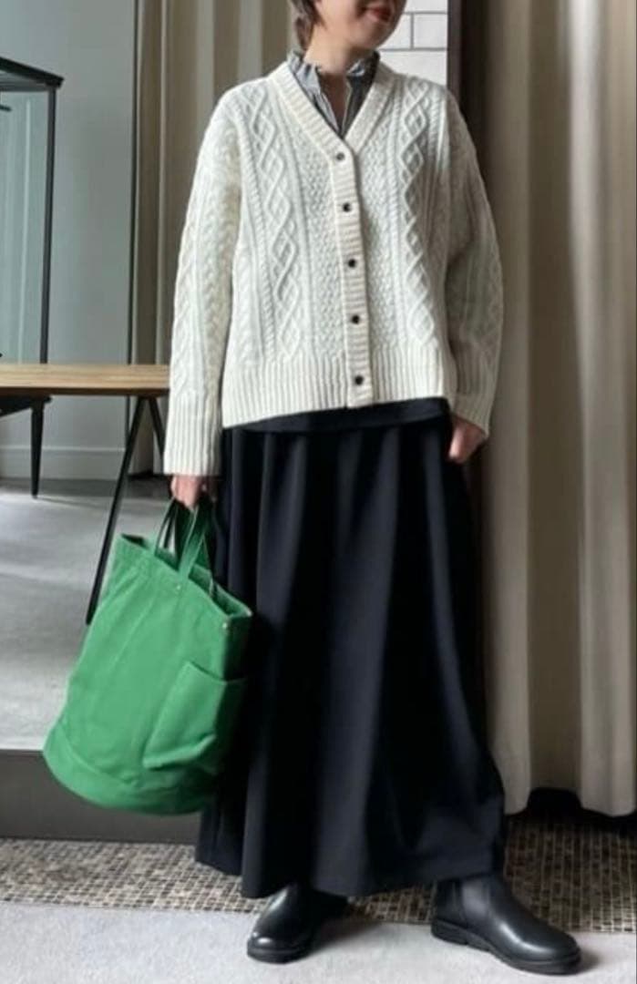 未使用 ロワズィール LOISIR ダブルクロスボトルシルエットパンツ