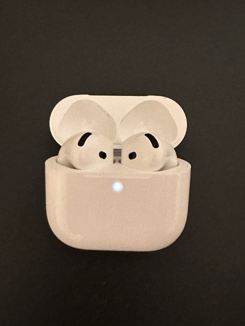 イヤホン AirPods 4