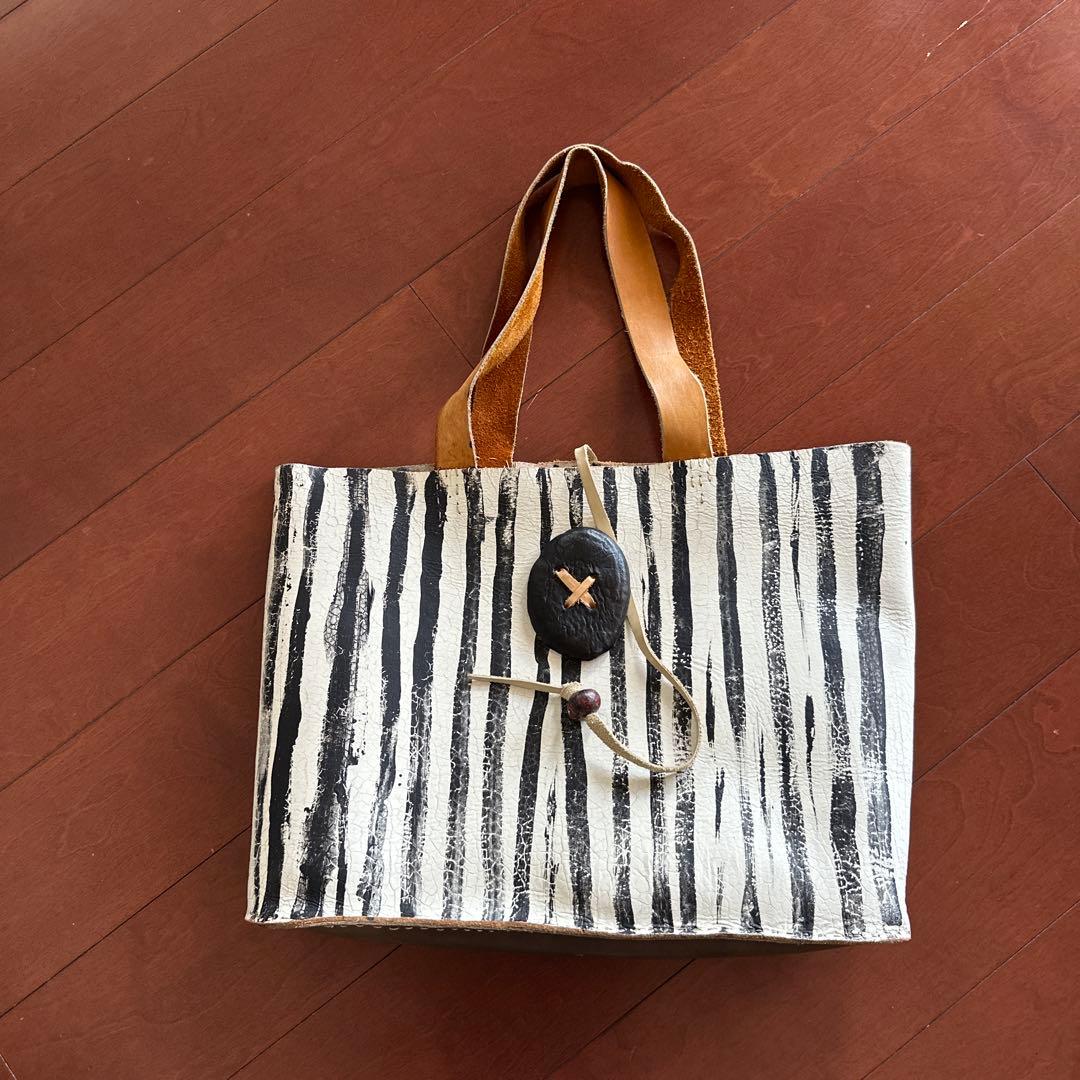 木村ペケさん　白黒ストライプ レザーバッグ１点もの