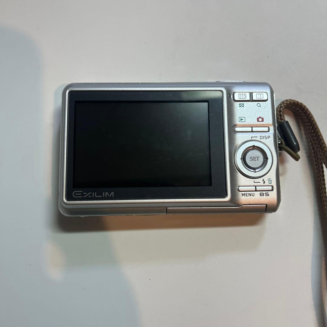 CASIO EXILIM EX-Z77 シルバー バッテリー付き