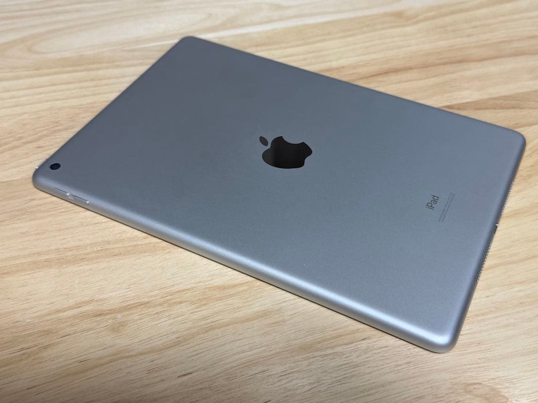 美品 iPad 第7世代 128GB 付属完備 Apple純正再整備品 WiFi