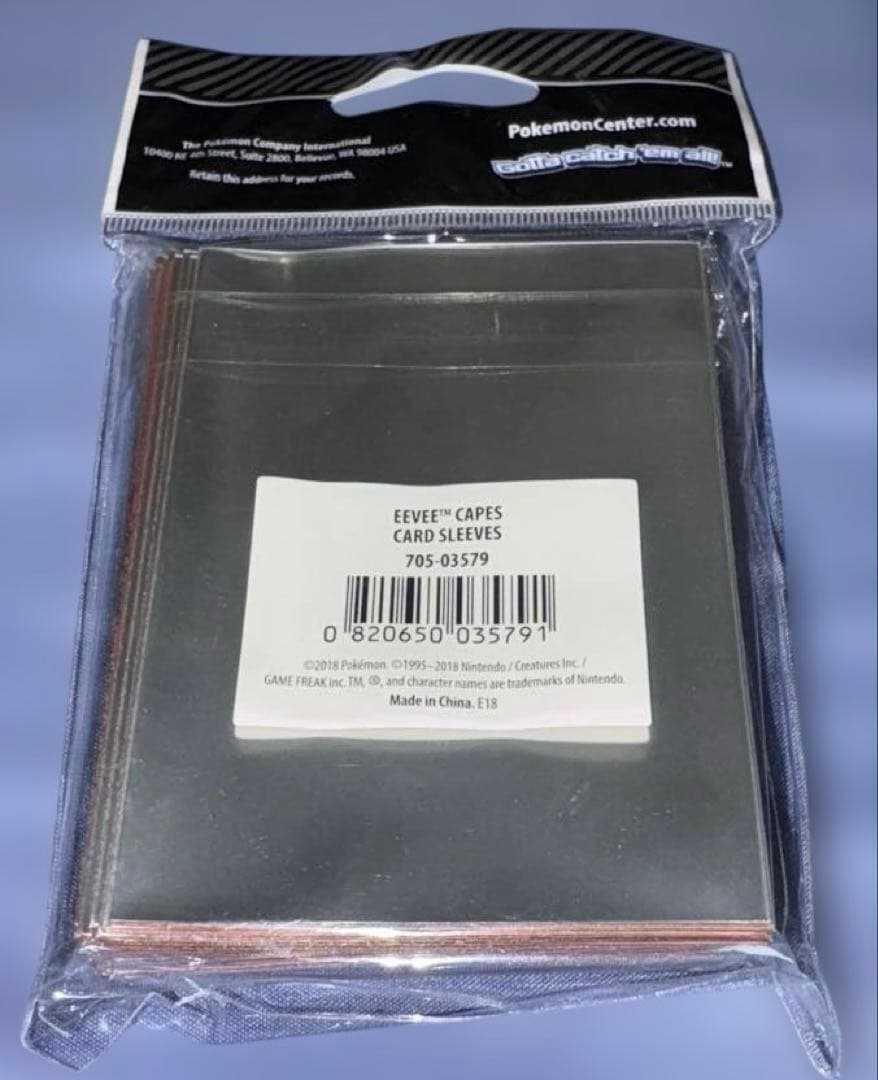 ★スリーブ デッキシールド★海外限定★ポンチョを着たイーブイ 65枚入り