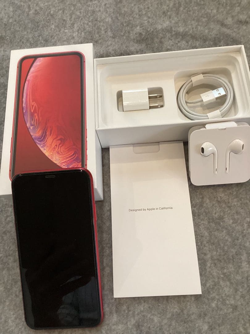 iPhone XR本体 128GB レッド