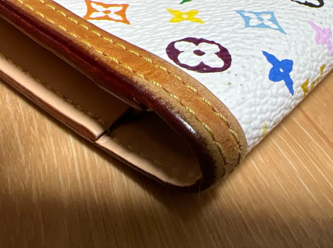 LOUIS VUITTON マルチカラーホワイト長財布