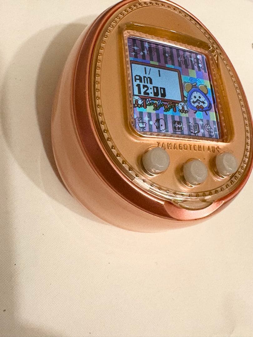 たまごっち　4U Tamagotchi