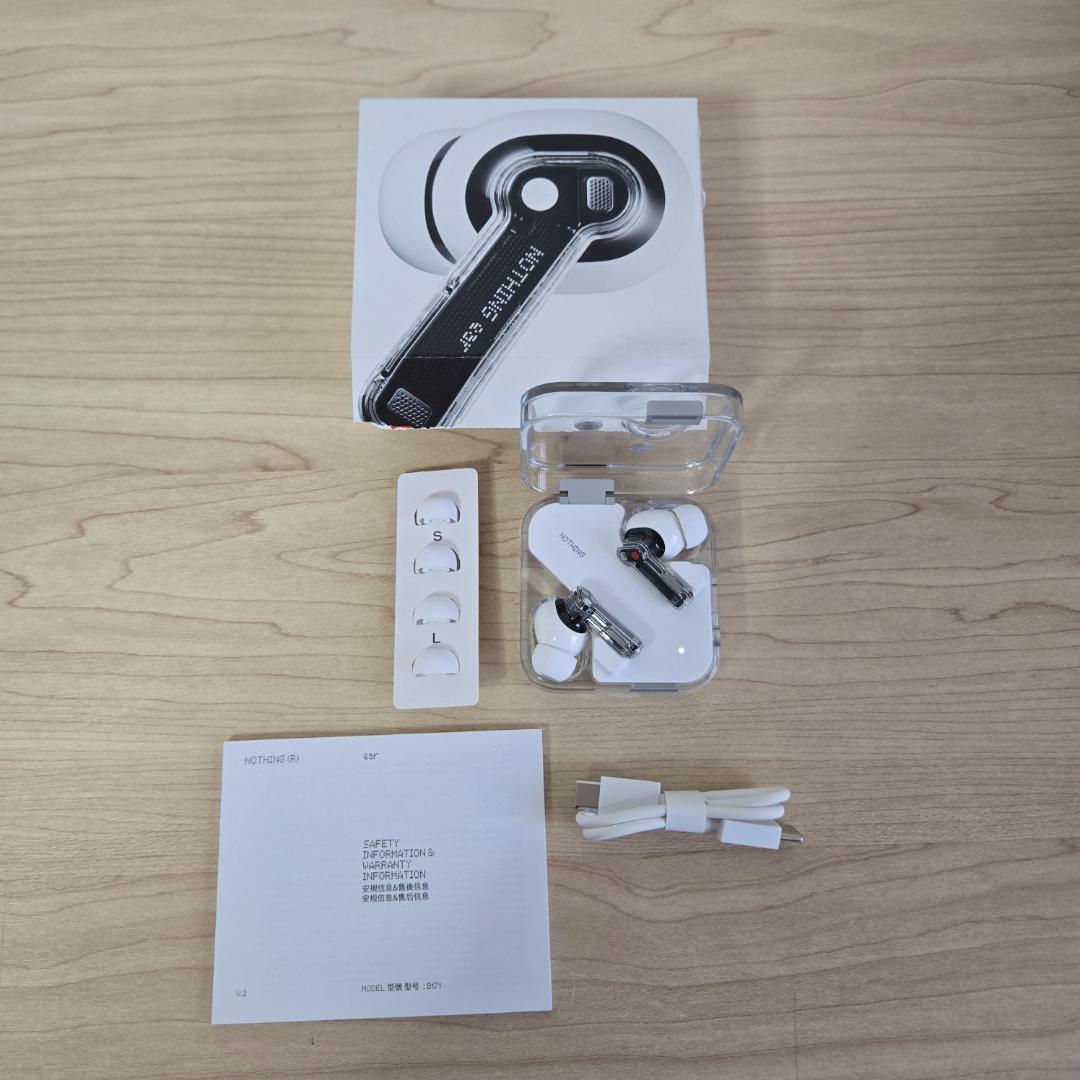 【ほぼ新品】Nothing Ear ホワイト