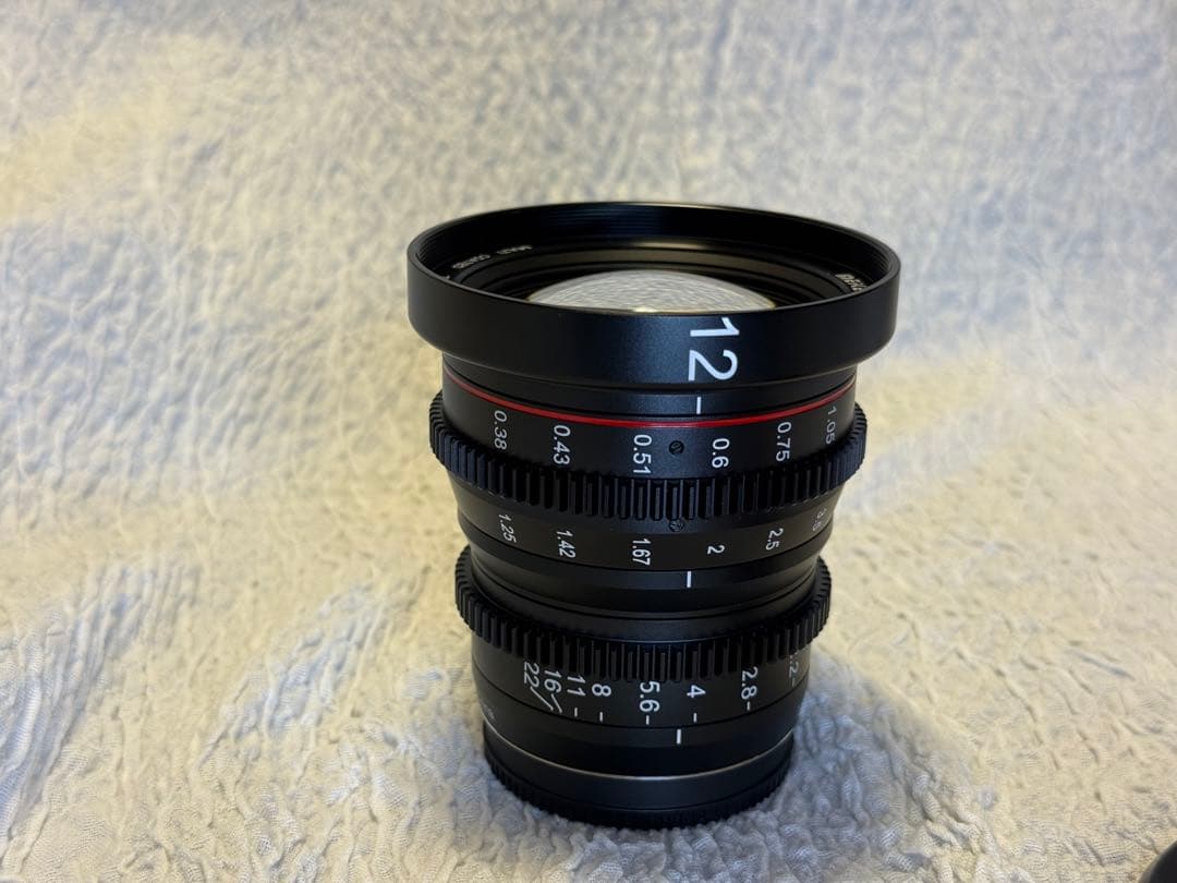 メル42402 　MEIKE シネレンズ12mm 25mm T/2.2